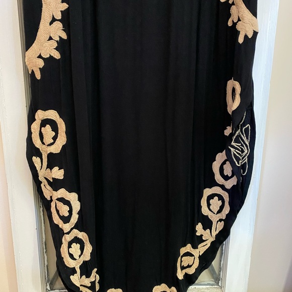 Free People Beach Coverup - Picture 2 of 5